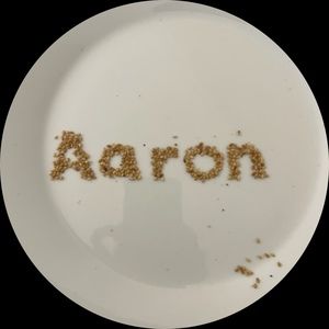 Meet your Posher, Aaron